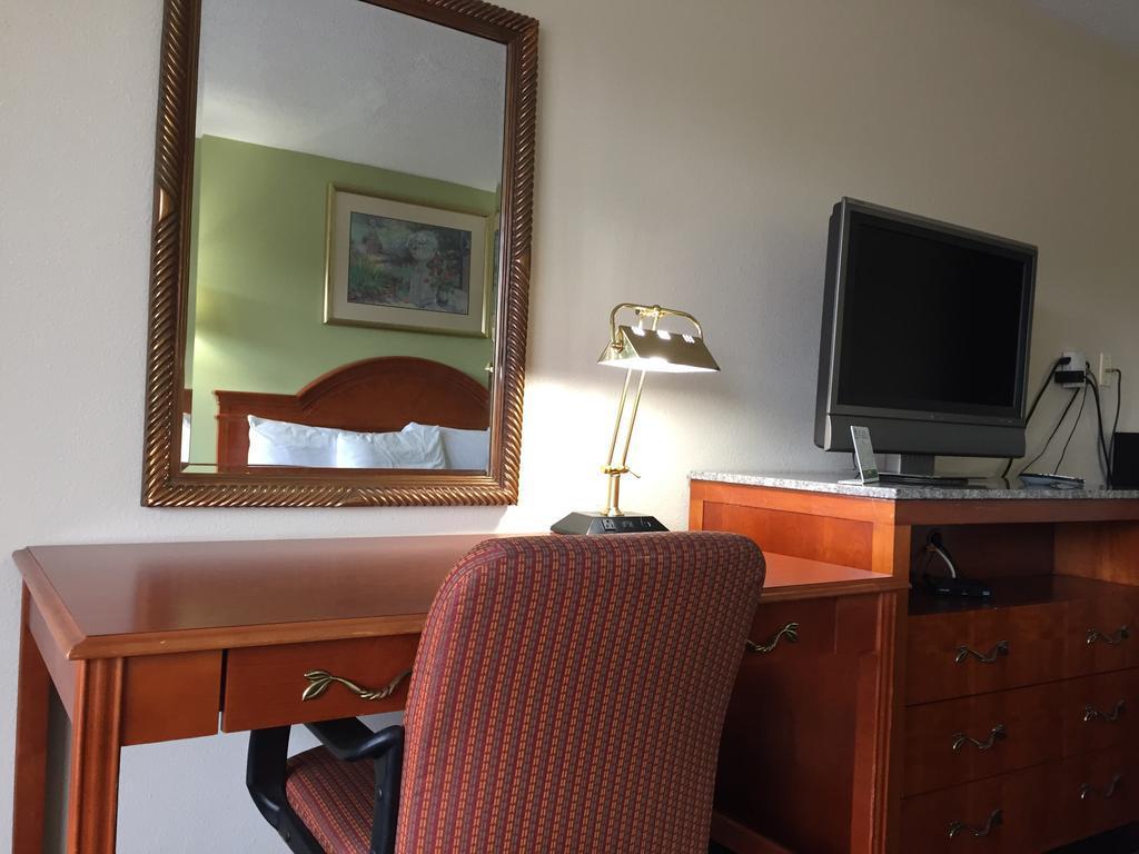 Americas Best Value Inn-Nashville/Airport South Exteriér fotografie