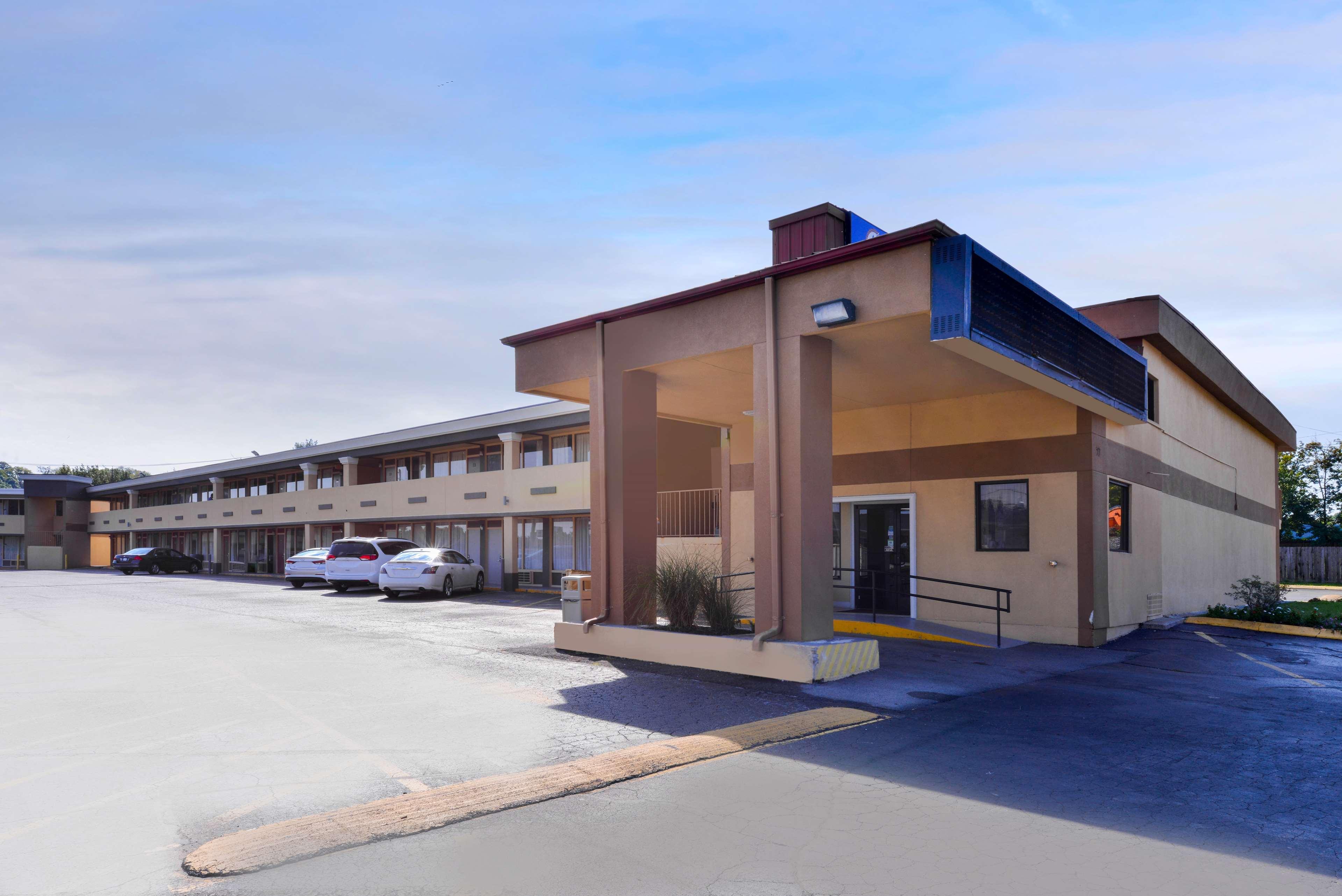 Americas Best Value Inn-Nashville/Airport South Exteriér fotografie