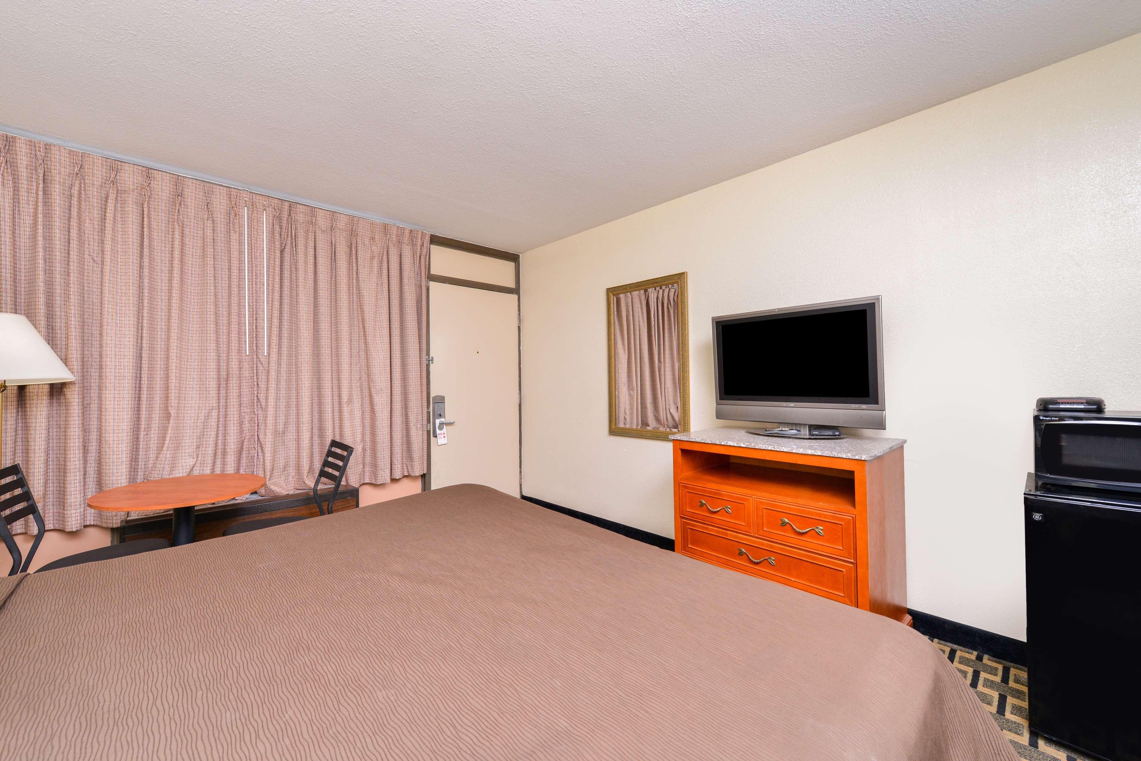 Americas Best Value Inn-Nashville/Airport South Exteriér fotografie